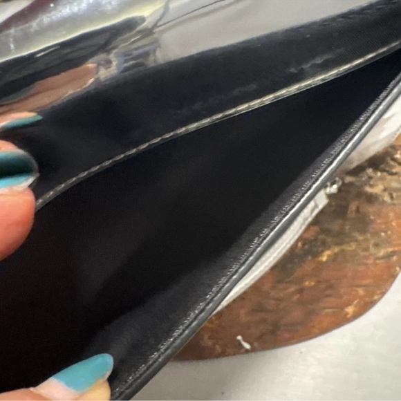 Tory Burch Robinson Mirror Metallic Silver Patent Leather Chain Strap - Picture 8 of 13